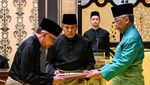 Momen Anwar Ibrahim Resmi Jadi PM Malaysia