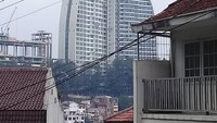 Berdasarkan Pasal 6 Undang-Undang Hak Tanggungan Nomor 4 tahun 1996, PT Bank Muamalat Indonesia Tbk, dengan perantara Kantor Pelayanan Kekayaan Negara dan Lelang (KPKNL) Bandung akan melaksanakan Lelang Eksekusi Hak Tanggungan, melalui Jasa Pra Lelang PT Mamik Griya Sentosa akan melaksanakan lelang eksekusi Hak Tanggungan melalui E-Auction/Elektronik dengan penawaran closed bidding tanpa kehadiran peserta lelang terhadap aset jaminan debitur PT Dago Trisinergi Properti, tulis pengumuman tersebut.