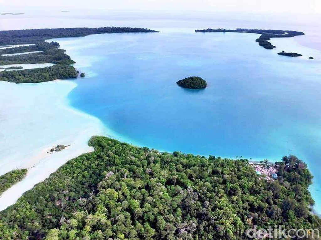 Kepulauan Widi Maluku Utara Bakal Dilelang di New York