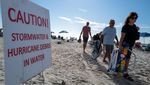 Usai Diterjang Badai, Warga Florida Kembali Nyantai di Pantai