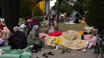 Warga Turki Tidur di Jalanan Usai Diguncang Gempa M 5,6