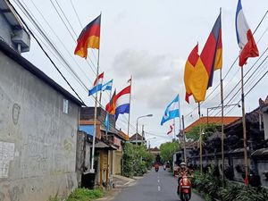 Euforia Piala Dunia 2022, Bendera Berbagai Negara Semarak di Kedonganan