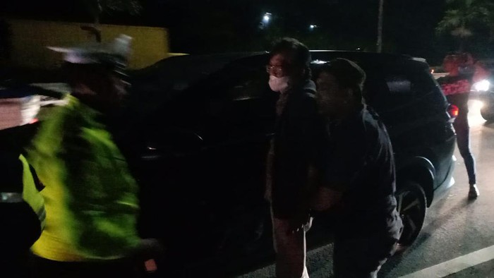 Giki Argadiaksa, DPO kasus korupsi buruan Bareskrim Polri ditangkap di Tol JORR.