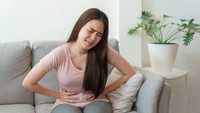 18 Obat Sakit Perut Alami yang Efektif, Mulai dari Jahe hingga Air Kelapa