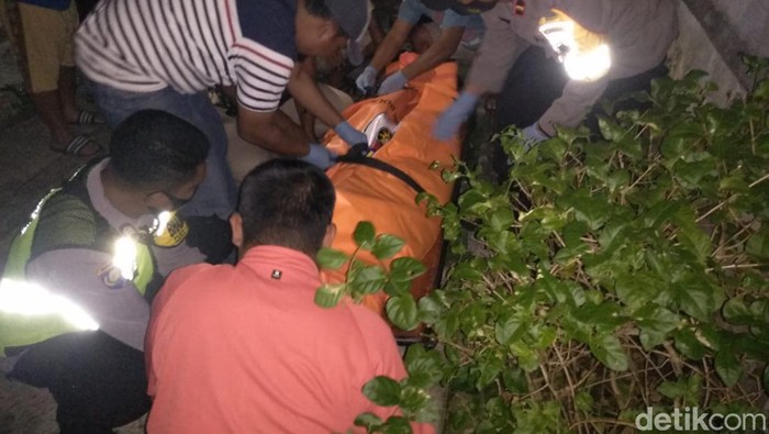 Jasad pria Ambarawa yang ditemukan tewas di rumahnya, Jumat (25/11/2022)