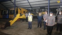 Pembersihan longsoran sudah dilakukan sejak Rabu (23/11/2022) sore dan selesai pada Kamis (24/11/2022) pukul 09.00 WIB. Foto: Dok. Kementerian PUPR