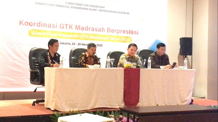 Kemenag beri 500 penghargaan untuk guru di Anugerah GTK Madrasah 2022.