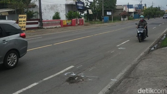 Lokasi kecelakaan pasutri di Pasuruan