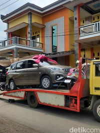 Pernikahan Di Jember Viral, Maharnya Mewah, Rumah 2 Lantai Hingga Mobil