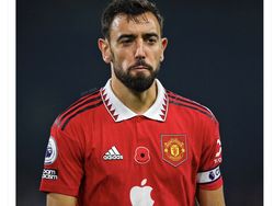 Meme Kocak MU Dibeli Apple, Logo Setan Merah Jadi Kroak