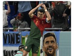 Selebrasi Rekor Ronaldo di Depan Messi