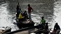 Sungai Buriganga ini berada di daerah Karmangirchar di Dhaka, Bangladesh. Buringanga dapat berfungsi sebagai jalur transportasi air antar kota di Bangladesh.