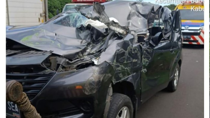 Mobil Tabrakan di Tol Jagorawi Arah Bogor, Penumpang Terluka (dok Istimewa)