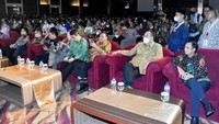 Munas KAHMI di Palu menjadi gerbong besar untuk membawa arah bangsa menjadi lebih baik. Dukungan terhadap Calon Presidium (Capres) Majelis Nasional Korps Alumni HMI (KAHMI), Herman Khaeron di Munas KAHMI Ke-XI, 24-28 November, di Palu Sulawesi Tengah terus mengalir. Munas Palu harus melahirkan kader terbaik. Sehingga gerak organisasi dari mulai HMI sebagai mata air pergerakan akan terus berkesinambungan pada KAHMI dan mendorong pada kader untuk berbuat bagi kejayaan bangsa Indonesia.