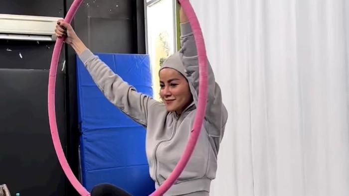 Olla Ramlan Hidup Sehat