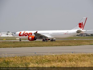 Penyebab Penumpang Lion Air Buka Jendela Darurat: Ada HP Berasap
