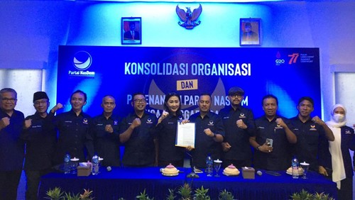 Pengurus Partai NasDem NTB gelar konsolidasi organisasi dan pemenangan di Mataram usai Wakil Gubernur NTB Sitti Rohmi Djalilah menyatakan mundur dari DPW NasDem, Jumat (25/11/2022). (Foto: Ahmad Viqi/detikBali)