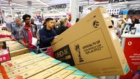 Pesta belanja Black Friday telah menjadi tradisi tahunan yang digelar sehari setelah perayaan Thanksgiving.  