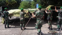 Simulasi penanganan bencana gempa dan kebakaran ini turut melibatkan perwakilan Dinas Kesehatan Kabupaten Tangerang, Koramil wilayah Karawaci dan Town Management Development dari Lippo Village Karawaci.