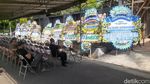 Suasana Duka Rumah Eks Waket DPR Taufik Kurniawan di Semarang