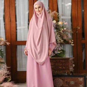 4 Tips Padu Padan Hijab Syari untuk Tubuh Gemuk, Samarkan Berat Badan