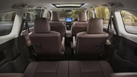 Toyota juga membekali Innova HyCross terbaru dengan sejumlah fitur safety, seperti ABS (Antilock Braking System), EBD (Electronic Brake Distribution), hingga fitur safety ADAS (Advanced Driver Assistance System) seperti Adaptive Cruise Control dan Lane Keeping Assist. Toyota belum mengumumkan harga resmi Innova HyCross buat pasar India. Meski demikian, konsumen di sana sudah bisa melakukan pemesanan mobil sejuta umat tersebut. Foto: Dok. Toyota India