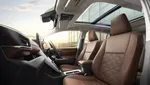 Wujud Toyota Innova HyCross: Kembaran Innova Zenix di India