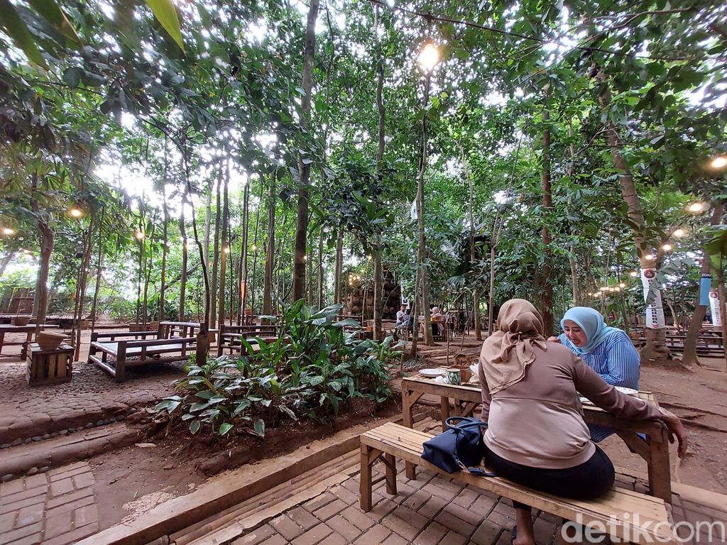 Warung Tuman di Tangerang Selatan
