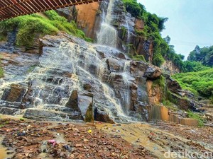Kalah Saing, Curug di Bandung  Ini Kini Merana