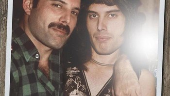 Freddie Mercury terlihat lebih berisi ya. Foto: (Bored Panda).
