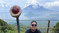 Ekowisata ini sudah memiliki menara pandang, jadi pengunjung bisa berfoto dengan bebas dan aman. (Eduardo Simorangkir/detikcom)