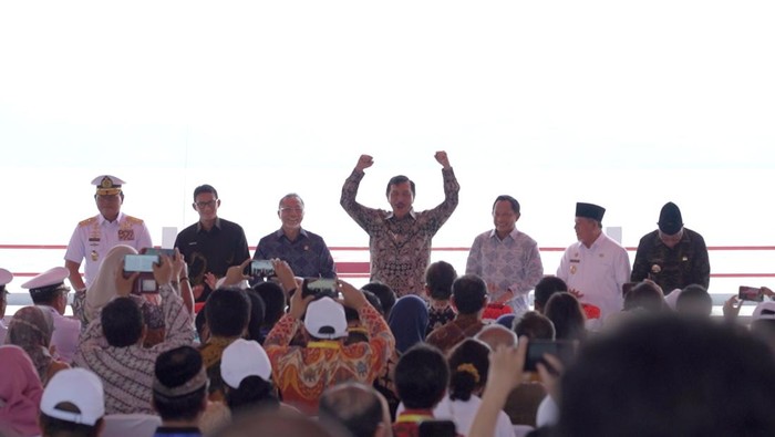 Bukti Kuatnya Ekonomi Indonesia Timur lewat Sail Tidore Puncak acara Sail Tidore 2022 menjadi pembuktian kemandirian dan ketahanan ekonomi Indonesia Timur.