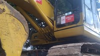 Bantuan lainnya antara lain ratusan paket sembako obat-obatan,perlengkapan bayi, kain kafan, tenda, hingga alat berat. (Dok. Hutama Karya)