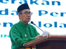 Eks Gubri Syamsuar Diperiksa Bareskrim Kasus Dugaan Korupsi BUMD di Riau