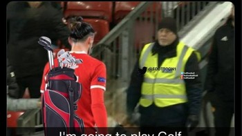 Capek abis olahraga kaki, Gareth Bale mau main golf aja kayaknya. Foto: (Twitter).