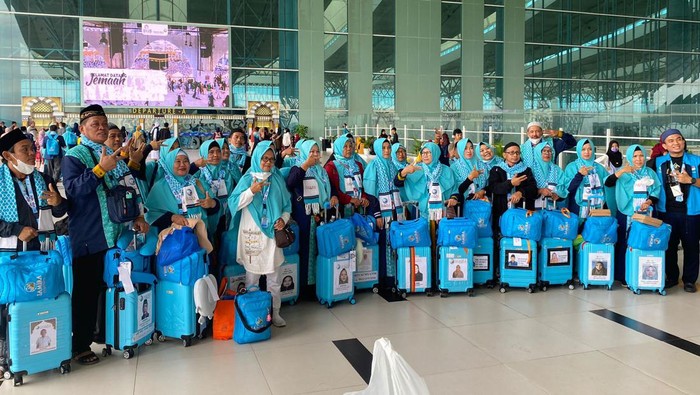Jamaah Umrah dari Bandara Kertajati