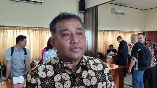 Ketua KPU Bali, I Dewa Agung Gede Lidartawan, saat konferensi pers di kantornya, Sabtu (26/11/2022).