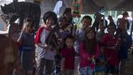 Pria dari Indramayu Hibur Anak-anak Korban Gempa Cianjur dengan Dongeng