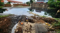 Pengerjaan Sodetan Museum Bahari tersebut untuk mengendalikan banjir dan mengurangi beban tampungan area Waduk Pluit.
