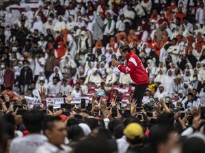 Erick Thohir Jawab Kritik soal Acara Relawan: Pak Jokowi 2 Kali ke Cianjur
