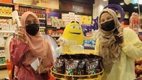 Chocolate Museum Kota Damansara ini menghadirkan berbagai cokelat terbaik dari seluruh dunia yang bisa mereka kumpulkan. Hal ini membuat para pengunjung yang juga pecinta cokelat merasa tak sabar untuk menyambanginya. Foto: Instagram/chocolate_museum_kd