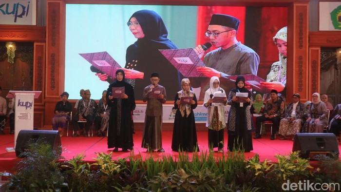 Penutupan Kongres Ulama Perempuan Indonesia di PP Hasyim Asyiari Bangsri, Jepara, Sabtu (26/11/2022).