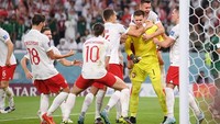 Arab Gagal Penalti, Polandia Masih Memimpin 1-0