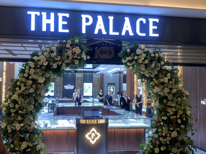 PT Central Mega Kencana Buka Gerai ke-100 Dengan Tagline Memasyarakatkan Perhiasan