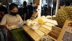 Bucin! Begini Serunya Sisca Kohl dan Jess No Limit Kulineran di Bangkok