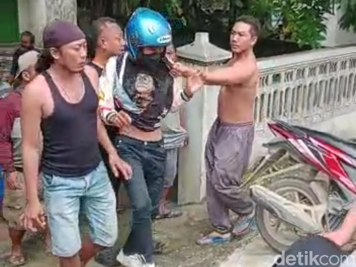 tawuran pelajar di tuban