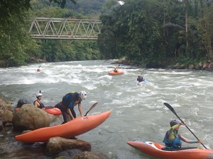 Rafting Asal Eropa Lirik Sungai Asahan