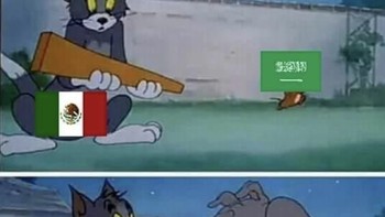 Kekalahan dari Arab Saudi di laga sebelumnya, membuat Argentina melampiaskan kemarahannya dengan melumat Meksiko tadi malam. Foto: Twitter