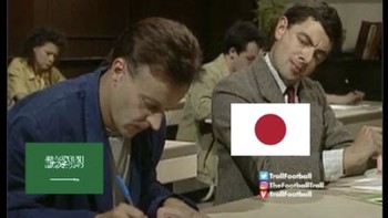 Menariknya, kekalahan Jepang ini serupa dengan Arab Saudi. Di laga pertama menang lawa tim besar, di laga kedua justru keok. Foto: Twitter