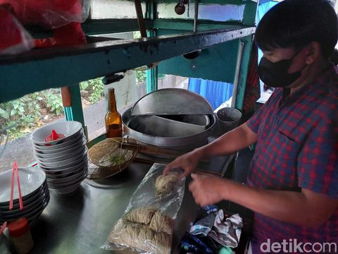 Mie Aseu di Bandung, kuliner yang sudah berjualan sejak tahun 1993